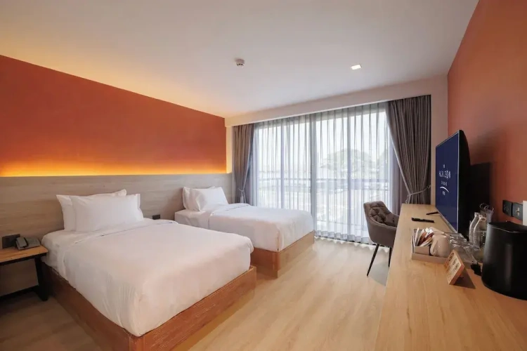Premier Twin room