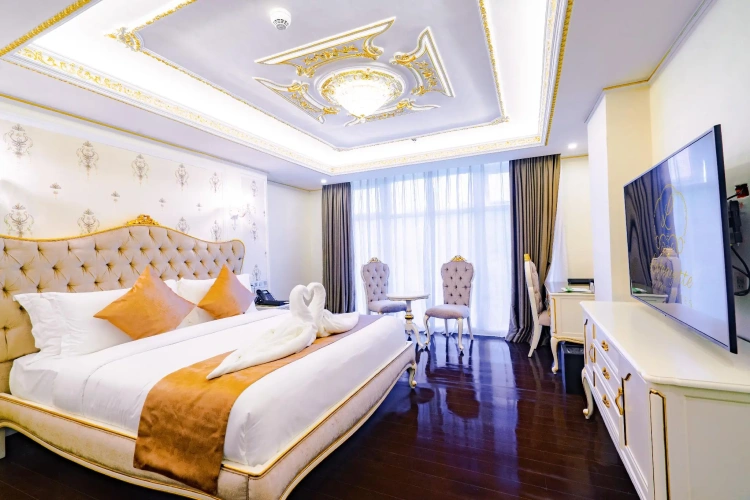 Deluxe room with city view