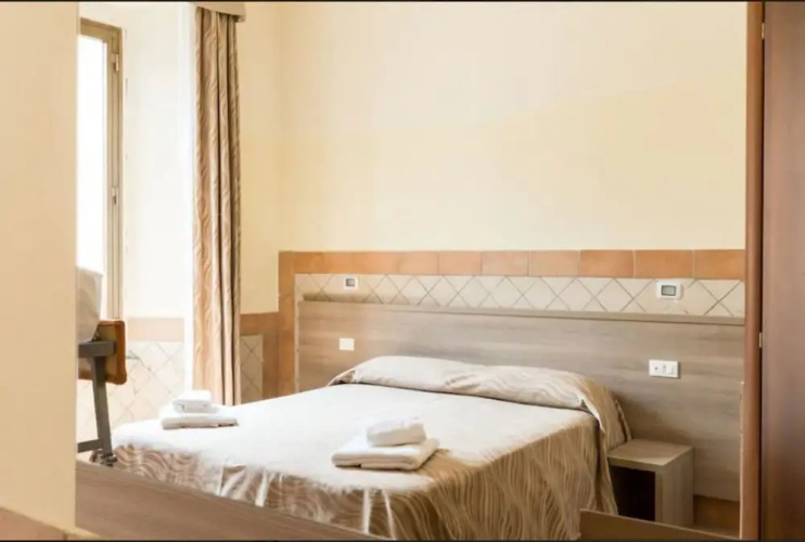 Hotel Alex Square