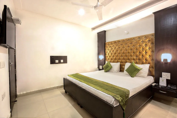 Treebo Chandigarh Grand