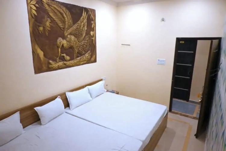 Deluxe Suite with city view