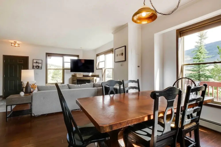 Mtn Views & Fireplace: Stunning Dillon Townhome!