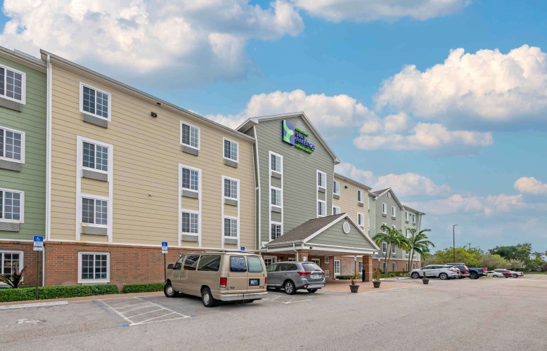 Extended Stay America Select Suites Lake Worth photo 14