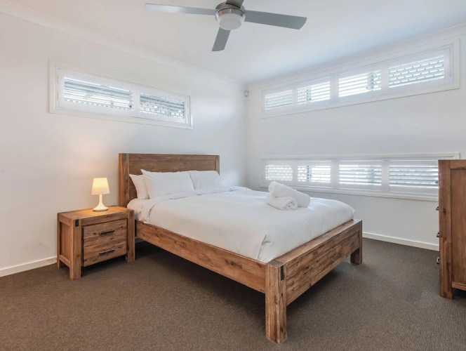 4 Bedrooms Cottage