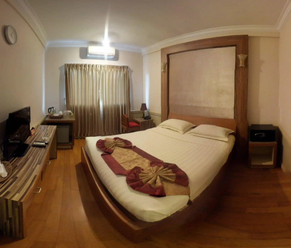 Hotel 63
