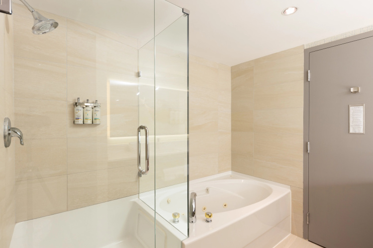 Holiday Inn Express Vancouver Airport - Richmond photo 10
