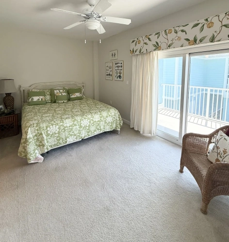 3 Bedrooms Standard room with balcony