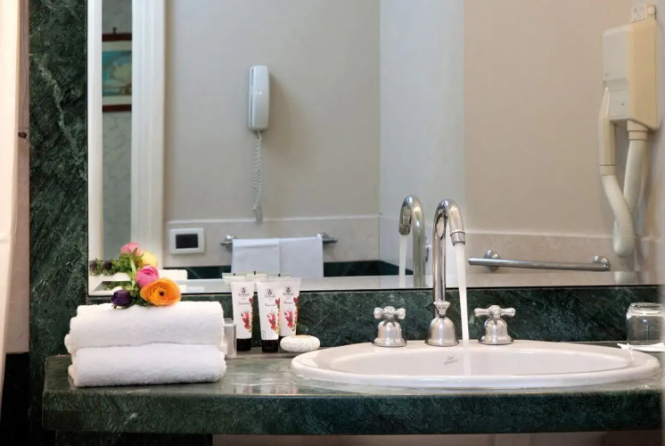 Grand Hotel Santa Lucia photo 14