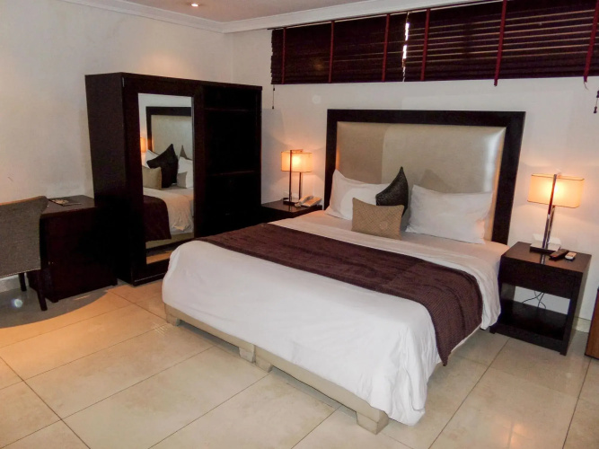 S&S Hotels and Suites