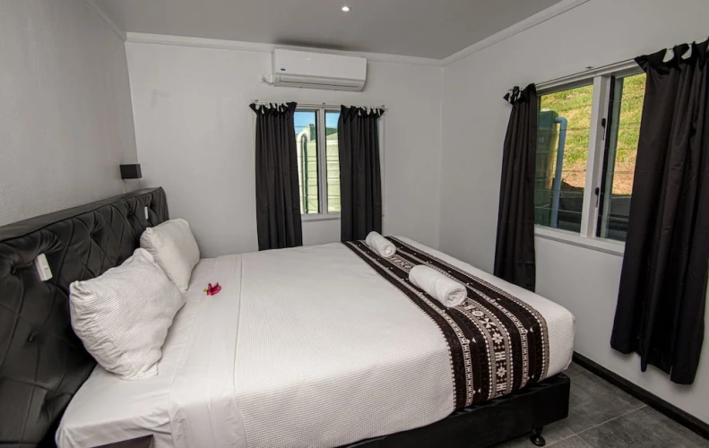 3 Bedrooms Family Villa with garden view