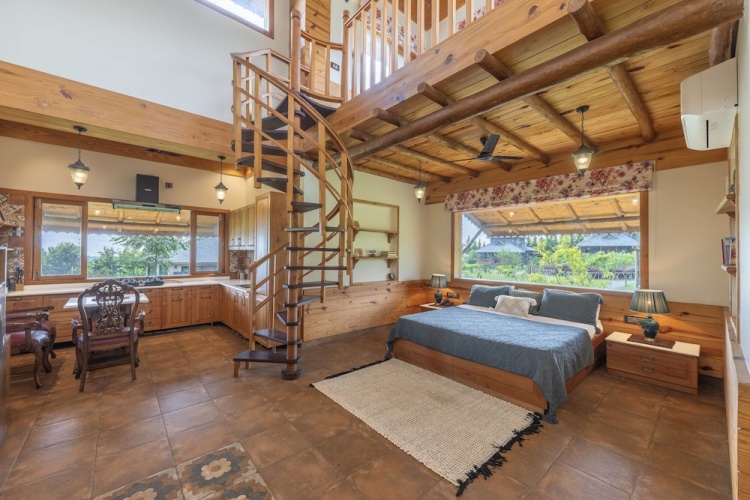Superior Quadruple room