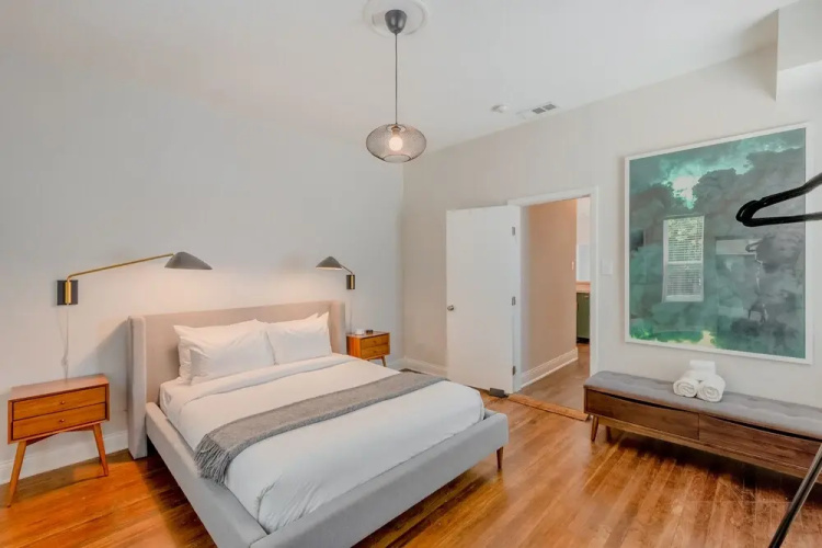 Abode Dallas - The Cedars Downtown
