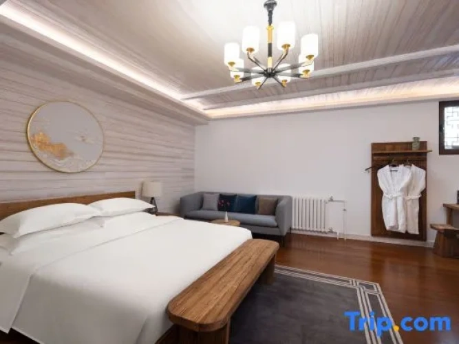 Premium Family room with park view