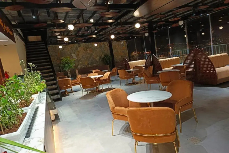 Golden Balcony Hotel