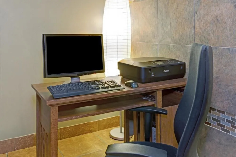 Days Inn Fort Collins