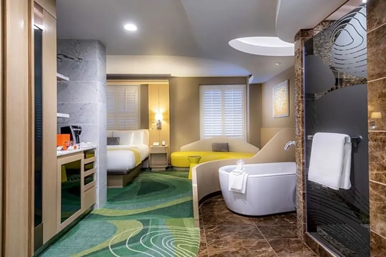 Classic Quadruple room