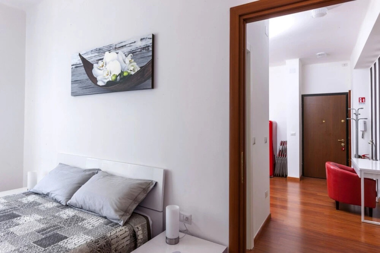 Bright New House near Navigli District