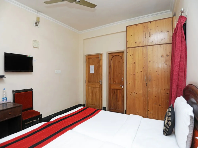 RS Corporate Guest House