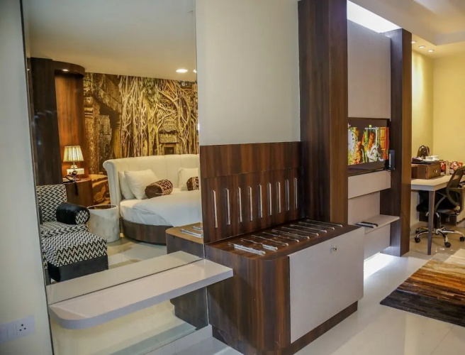 Kingdom Hotel