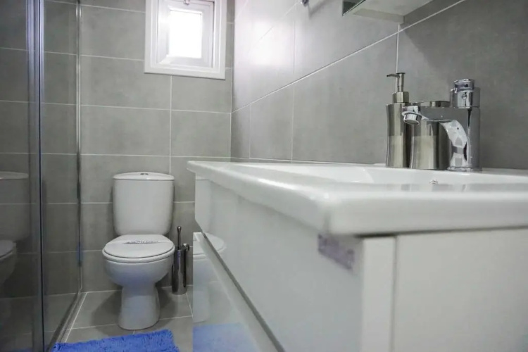 Lazuli Beachfront Apartment 43