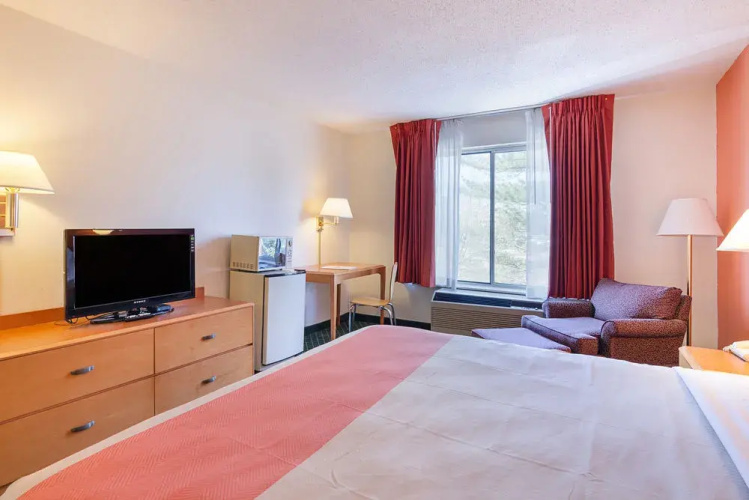 Motel 6