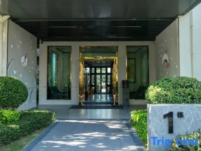 Beihai Lanwan Seaview Garden Homestay