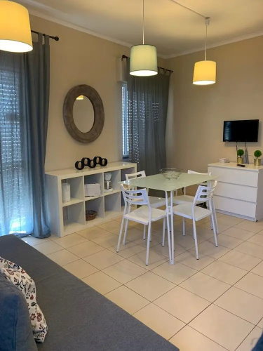 Blue Sky Apartment