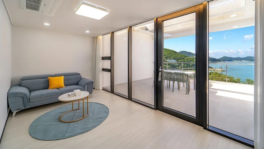 2 Bedrooms Villa with ocean view