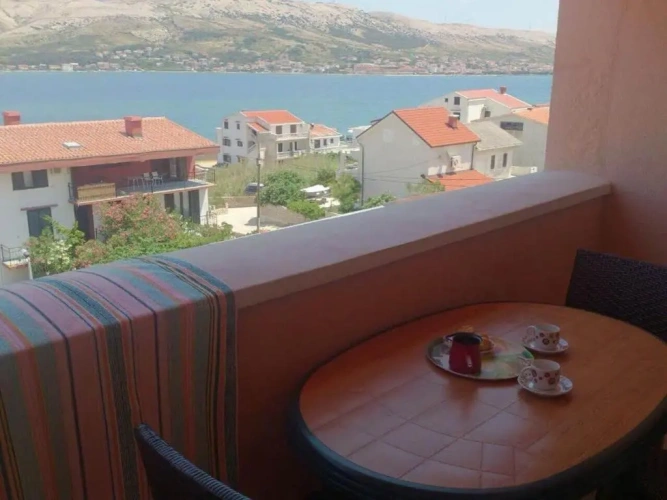 Apartment with balcony