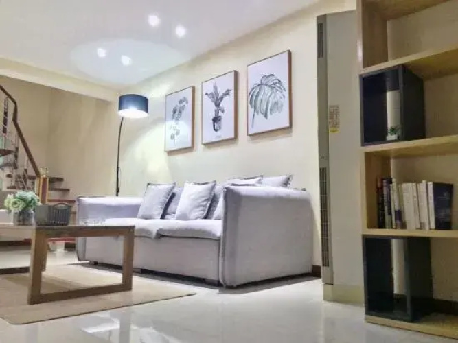 Newhouse Apartment