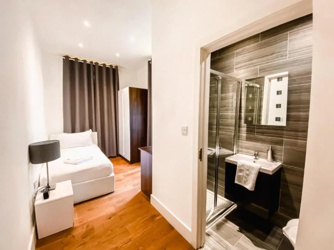 Standard Single room