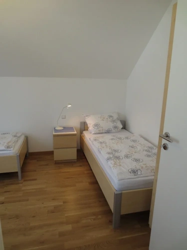 3 Bedrooms Apartment