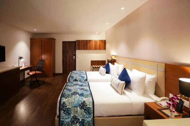 Executive Twin room with balcony
