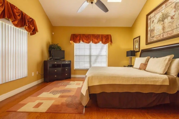 Formosa Gardens 2705