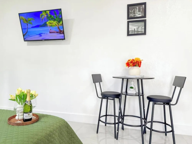 Luxury Suite Studio With Kitchen Spa Shower