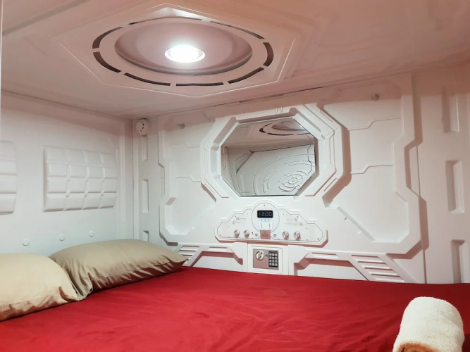 Abbotsford Private Rooms & Pods @ 15 Charles Homestay
