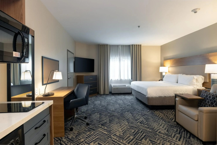 Candlewood Suites Enterprise by IHG