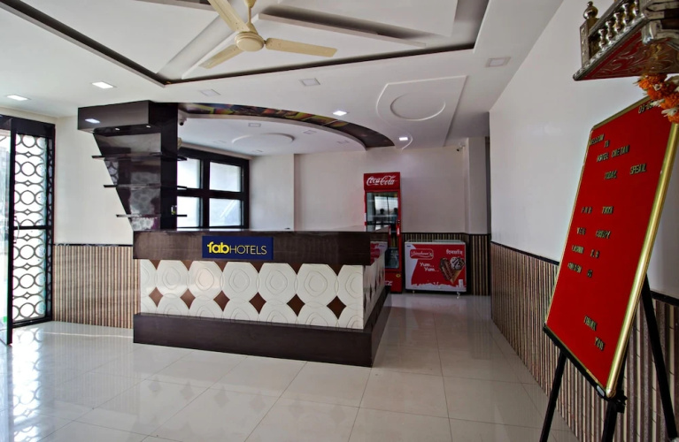 FabHotel Chetan Executive Hadapsar