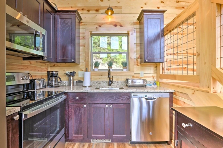 3 Bedrooms Cottage