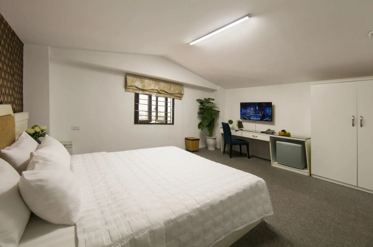 Kingly Hotel