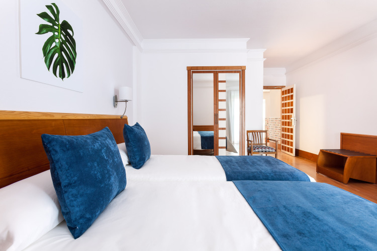 My City Hotel Over view