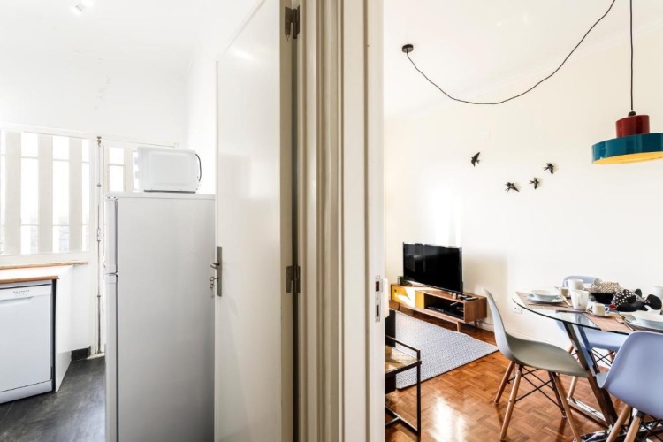 2 Bedrooms Apartment