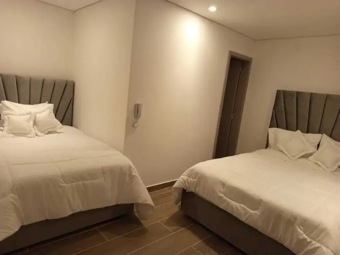 Hotel Saron