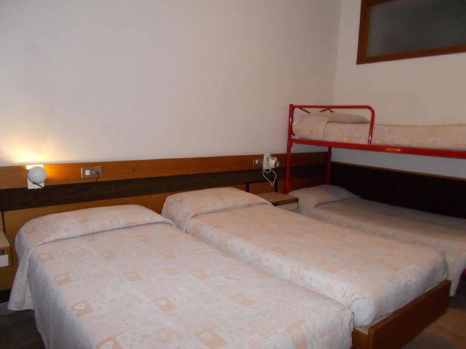 Hotel Holidays