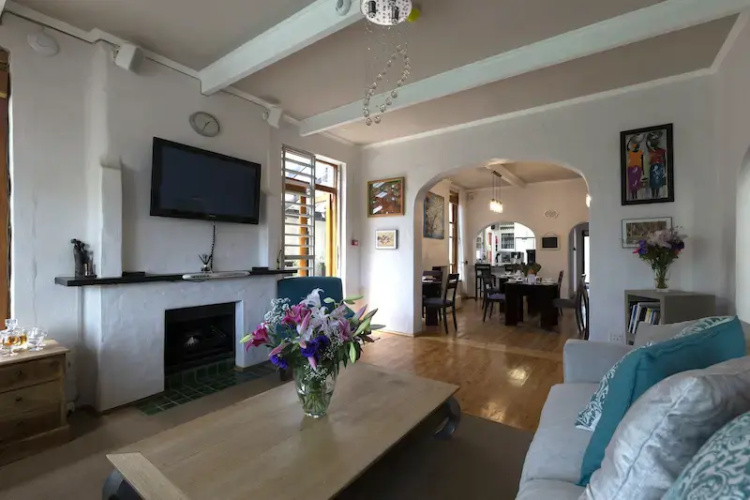 Point B - Sustainable Eco-Friendly Accommodation