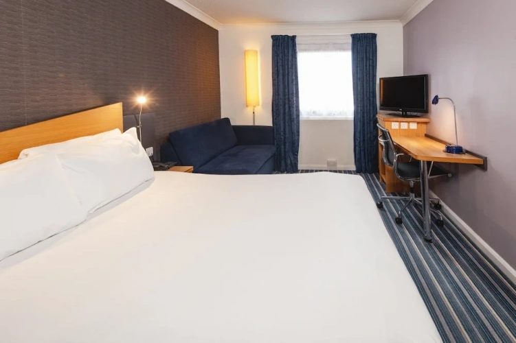 Standard Sofa Double room