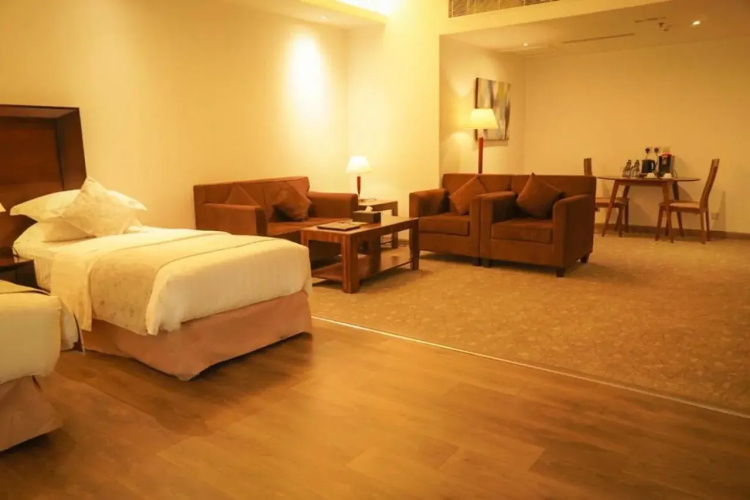Helat hotel