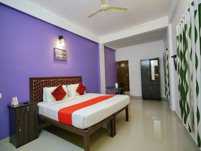 OYO 16617 Rayan Residency