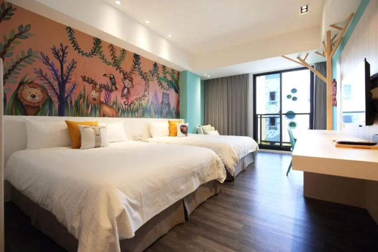 Standard Quadruple room with balcony