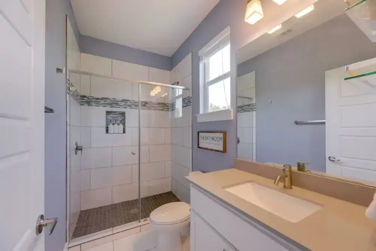 6 Mi to Dtwn: Austin Escape w/ Private Yard